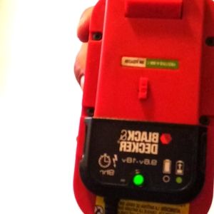 Black & Decker 18v Single Source Battery and Charger